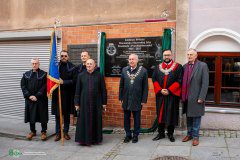 558771883_771037392469904_4931821815652257521_n