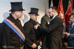 WMIRP802429fot_tomcolor_L